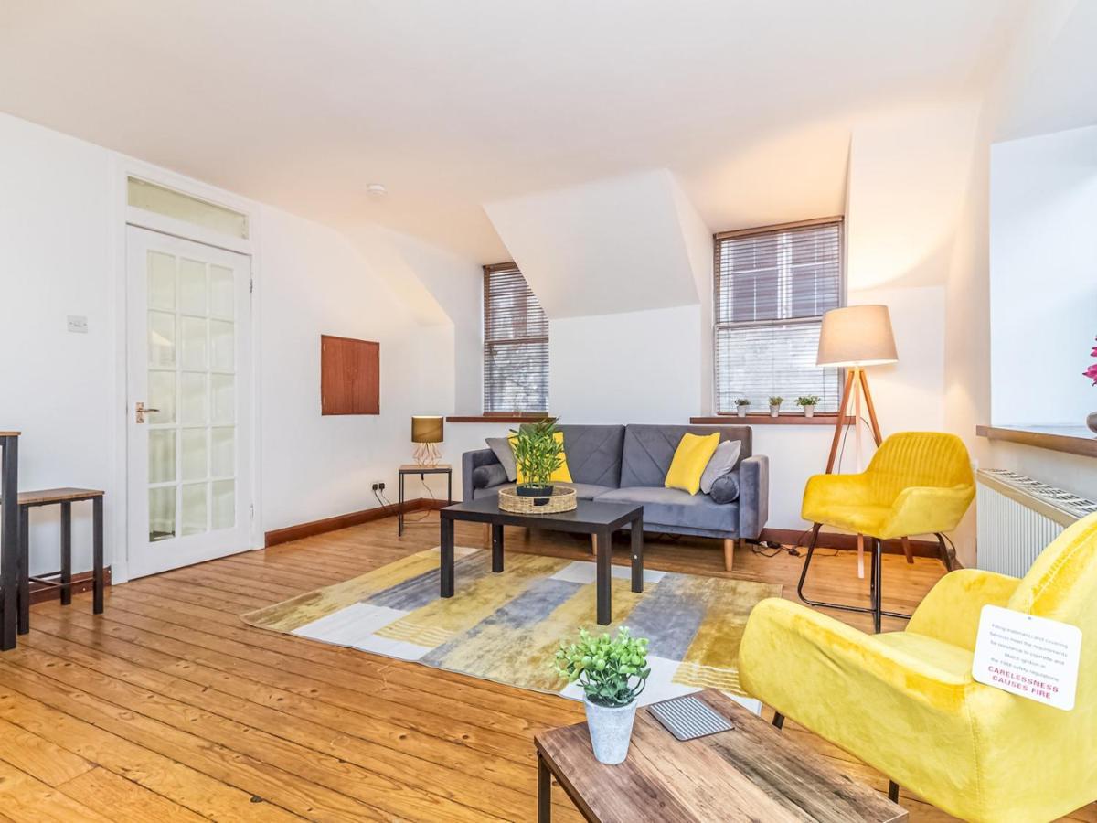 Appartement Pass The Keys 2 Beds Flat With Private Entrance In Centre - Sleeps 4 *